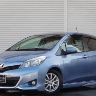 ボディカラーライトブルーのヴィッツ入庫😲✨の画像