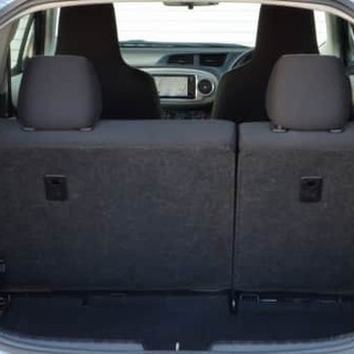 ボディカラーライトブルーのヴィッツ入庫😲✨の画像