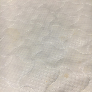 ダブルベッドの画像