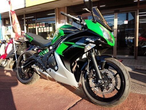 NO.3550　Ｎｉｎｊａ４００（ニンジャ）　水冷４サイクル２気筒エンジン　フューエルインジェクション　グリーン＆ブラック　☆彡