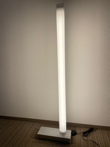 オシャレな 空間に 間接照明   フロアライト　パナソニック製