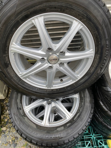 215/65R16 スタッドレス