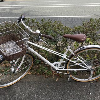 Mixte City 26インチ自転車 6段変速ギア LEDオートライト 鍵付き