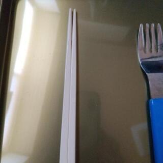 [お値下げしました]お弁当用 箸、フォーク、スプーンセットの画像