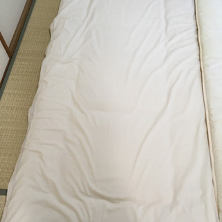 【引っ越し直前最終値引き】シングル敷布団3点セットの画像