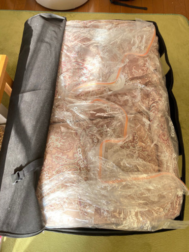 【お譲り先決定です】高級羽毛布団 1組 美品 早い者勝ち