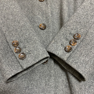 グレーコートの画像