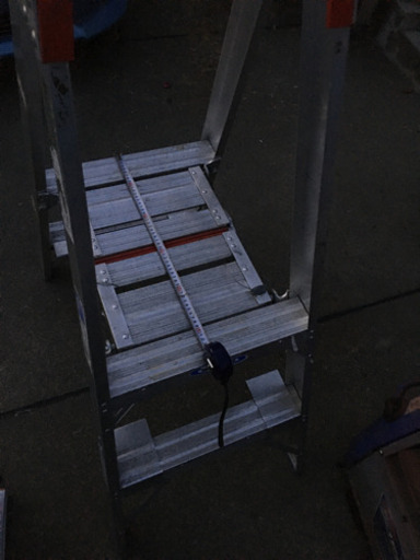 非常に丈夫な梯子、アルミブリッジアメリカ製