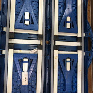 折り畳みテーブル　イス一体型の画像