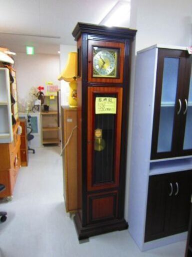 定価45万　柱時計　きっちり動きます。　9万8000円　超豪華品。