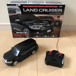 ランドクルーザー　ラジコンカー