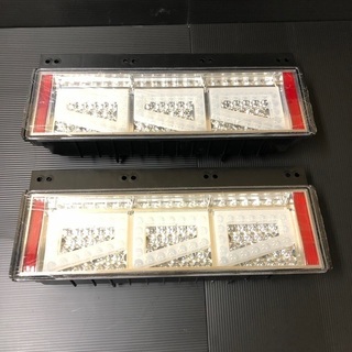  テールランプ　 3連テールライト トラックテールライト LED...