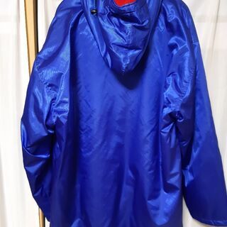 Mサイズベンチコートの画像