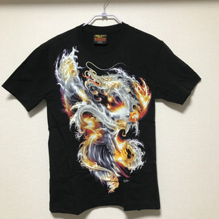 和柄Tシャツの画像