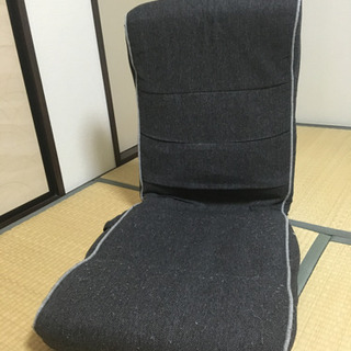 座椅子　ニトリ