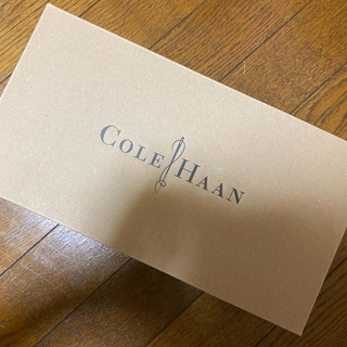 COLE HAANのパンプス
