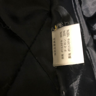 シルバーラメの大きめコートの画像