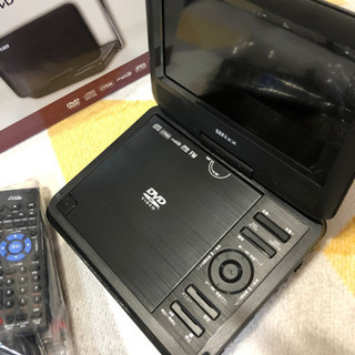 ポータブルDVDプレーヤー　7インチ