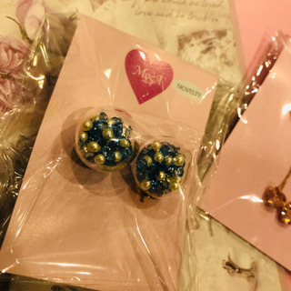 MocAピアス ２点 新品未使用の画像