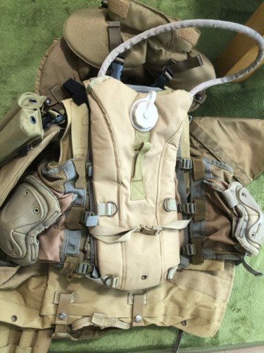 米軍風ボディアーマー一式袋付き