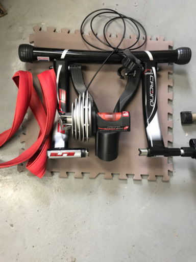 ロードバイク　エリート　ローラー台