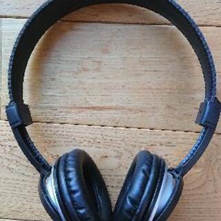 audio-technica ヘッドホンATH-200AV

の画像
