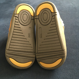 【新品】無印　ボア使い　ハイカットシューズ　13㎝の画像