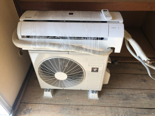 ルームエアコン　2019年製シャープAY-J22-W 6〜9畳