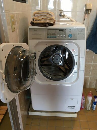 ドラム式洗濯機（室内使用の美品！）