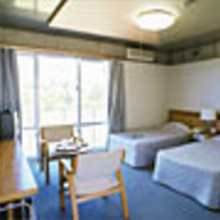 ≪住み込みスタッフ急募！！≫★北大東島のホテルでフロントスタッフ募集中★自然豊かな島暮らしを体験したい方必見！！の画像