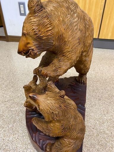 熊　木彫り置き物　47ｃｍ×23ｃｍ×47ｃｍ