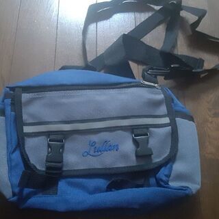 ウエストバッグ      新品