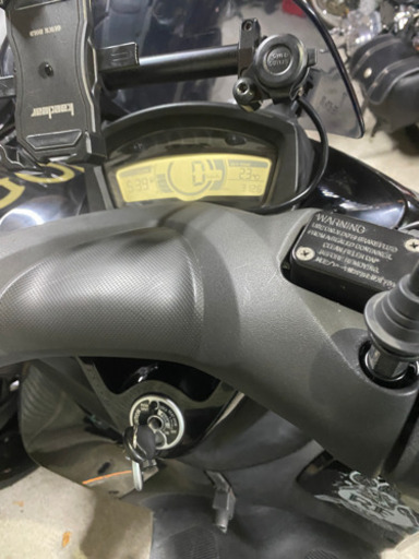 走行3000キロ　トリシティ125 自賠責５．11長い