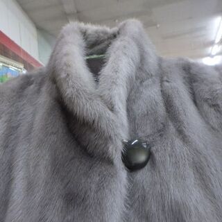 サガミンク　毛皮　ハーフコート　ネーム有　SAGA　MINK　サイズ：F　グレー系の画像