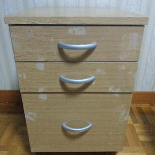 再募集です　引き出し、物入れ