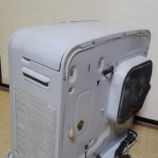 ・日立製石油ファンヒータOVF-G/24W　2600円の画像