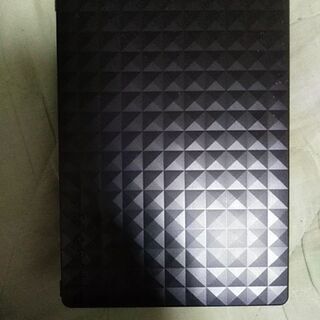 2TBのHDD据え置き型です。