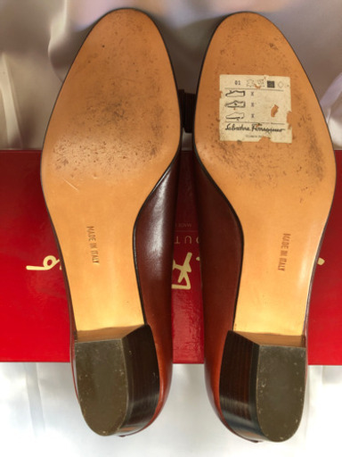 サルヴァトーレフェラガモ　パンプス　ブラウン　23.5cm