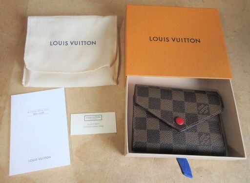 ☆ルイ・ヴィトン LOUIS VUITTON N41659 ダミエ・ポルトフォイユ・ヴィクトリーヌ 三つ折り財布◆お洒落なのに実用的