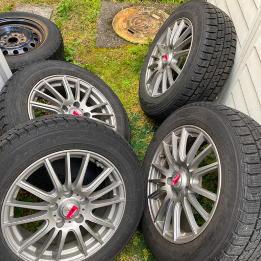 グッドイヤー　スタッドレス　４本セット　アルミ付き　205/60/R16