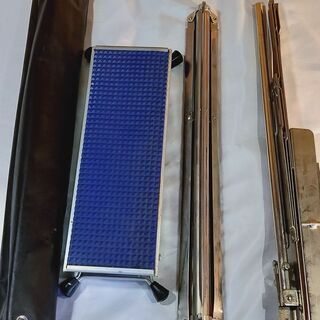 ギター　足置台 譜面台　楽器　音楽　アクセサリー　小物　横