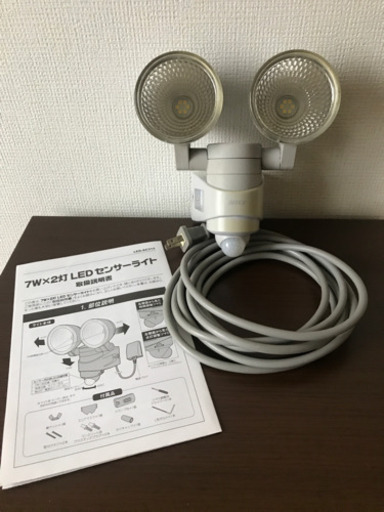 ムサシ RITEX 7W×2灯 LEDセンサーライト