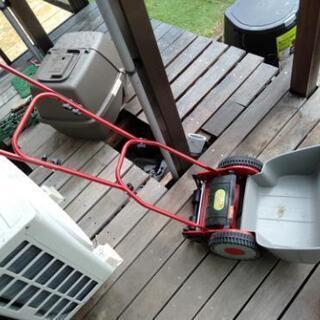 芝刈り機　刈る刈るモアナ　山善