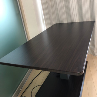 昇降式　テーブルの画像