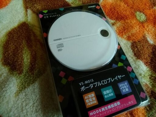 ほぼ新品！軽量薄型ポータブルCDプレーヤー