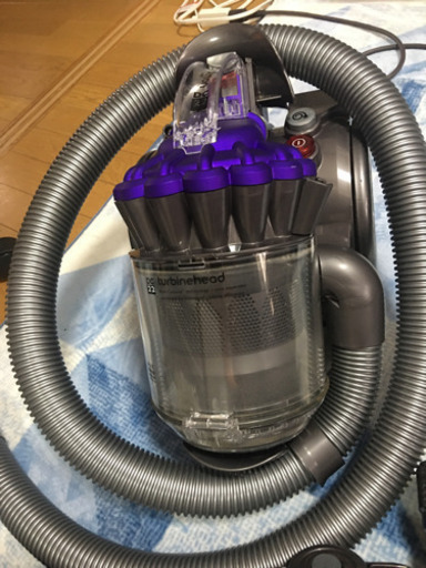 ほぼ未使用　ダイソン掃除機