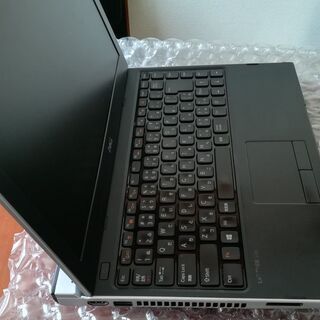 訂正有り！DELL製ノートパソコンLatitude 3330（Core i5-3337U 1.8GHz、メモリー8GB、 SSD 128GB、光学ドライブ無し)訳あり品ですが、いかがでしょうか？の画像