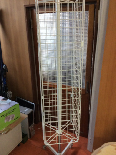 ネット回転什器