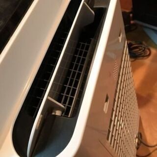 価格.comで星４．１２と高評価のプラズマクラスター搭載 加湿空気清浄機ですの画像