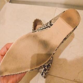 美品　titivate　パンプスの画像